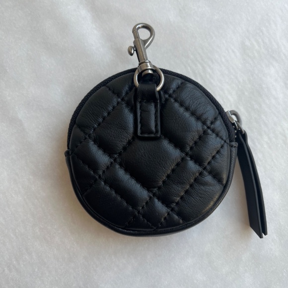 Kurt Geiger Mini Round Black Leather Quilt Coin Purse Airpods Case Wallet - Picture 3 of 6